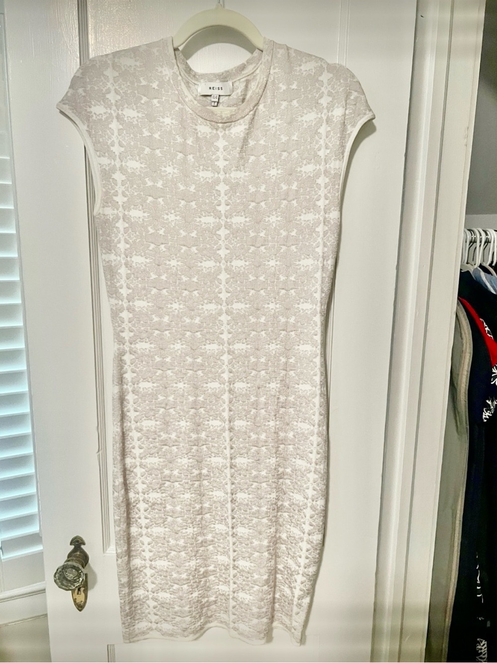 Reiss Beige and White Patterned Cap-Sleeve Midi Dress